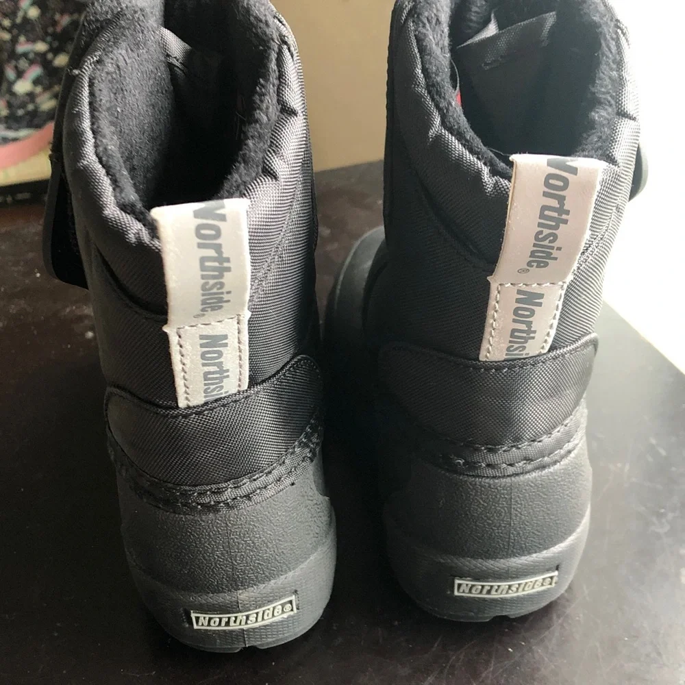 North side black rain boots size 5 kids